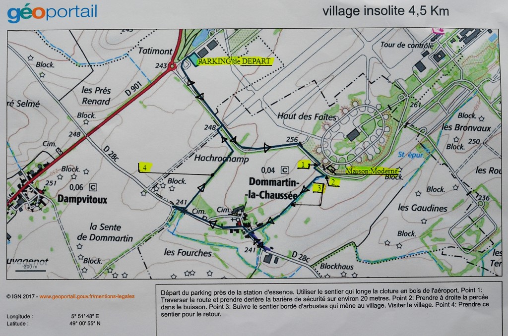 Dommartin Lachaussée Village insolite près du Gite Miradon